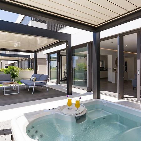 Shell Luxury Residences With Pool And Whirlpool Zadar Eksteriør bilde