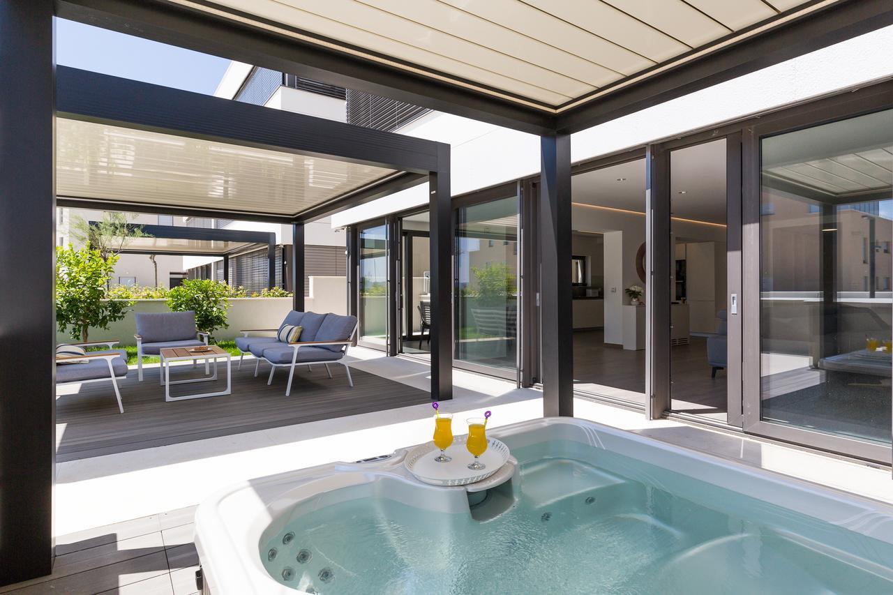Shell Luxury Residences With Pool And Whirlpool Zadar Eksteriør bilde