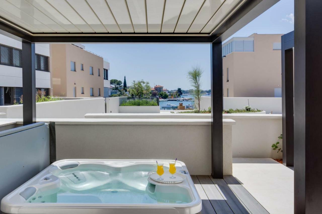Shell Luxury Residences With Pool And Whirlpool Zadar Eksteriør bilde