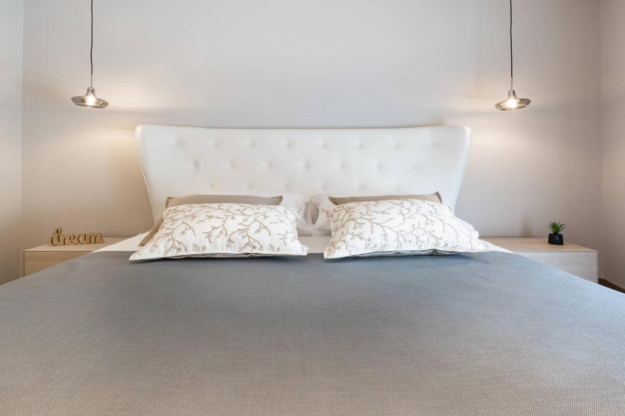 Shell Luxury Residences With Pool And Whirlpool Zadar Eksteriør bilde